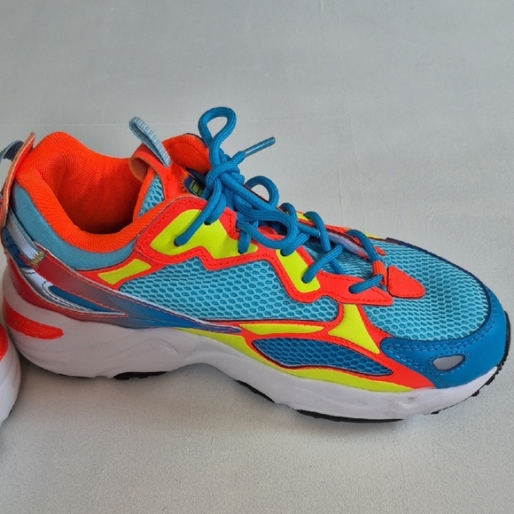 HOLIDAY SALE Fila Ray Racer Aqua Fiery Corral Sneakers - Picture 3 of 11